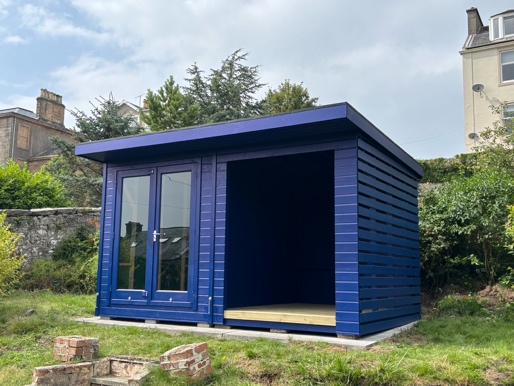 14x7 summerhouse with sitting area